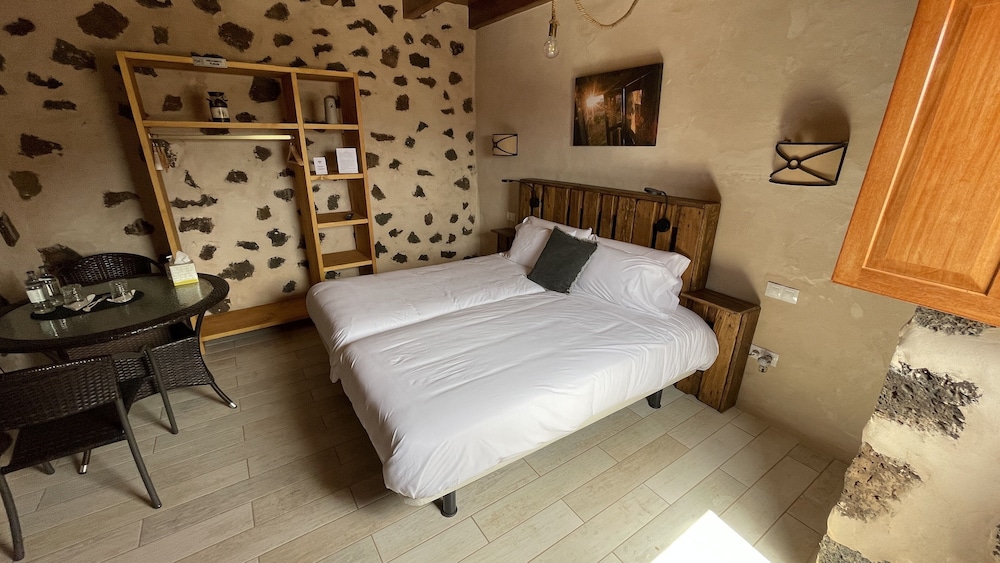 

Milano - La Oliva - Hotel Rural El Cabo