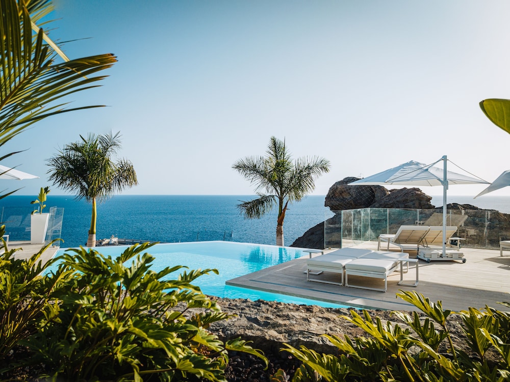 

Catania - Playa del Cura - Grand Horizon Luxury Boutique Apartments