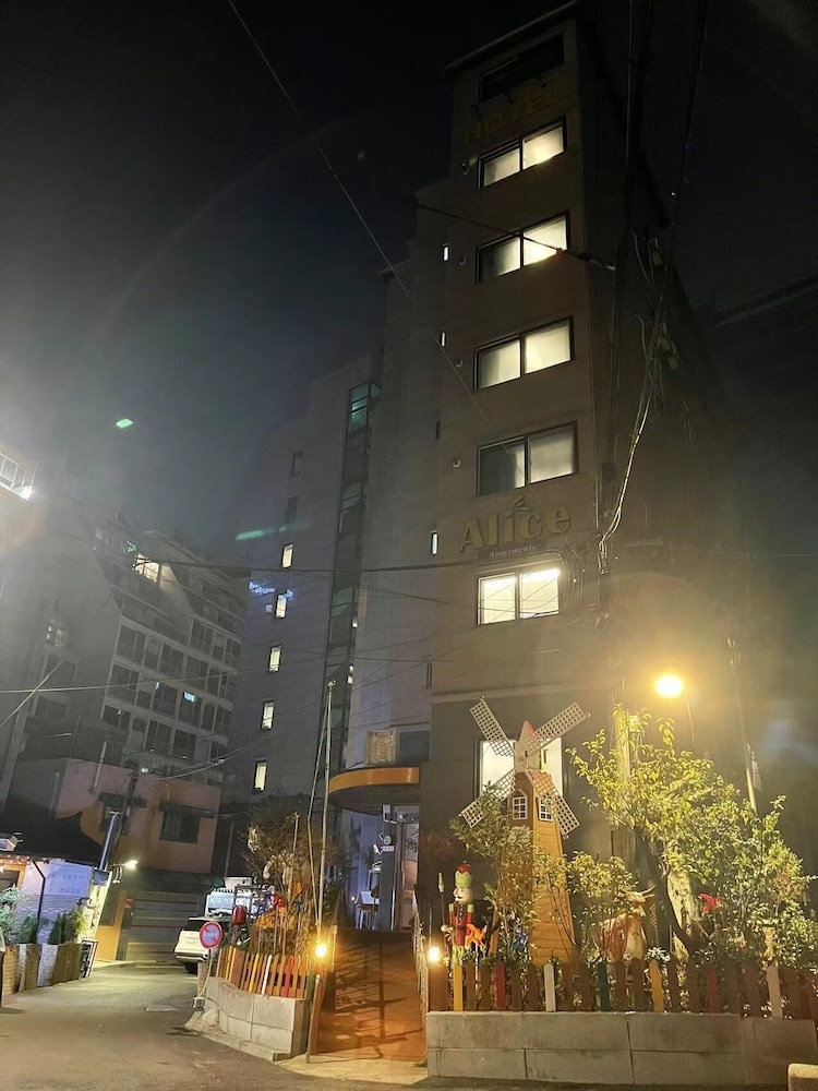 

Milano - Seoul - The garden hotel