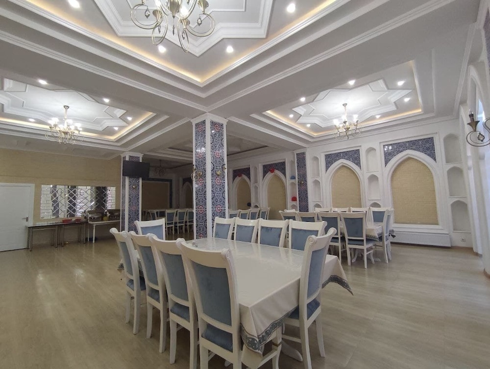 

Milano - Samarkand - Hotel Diyor