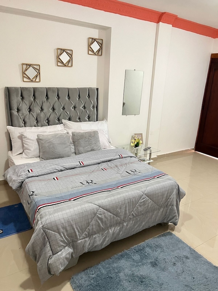 

Bari - Santo Domingo Città - DubaiRD