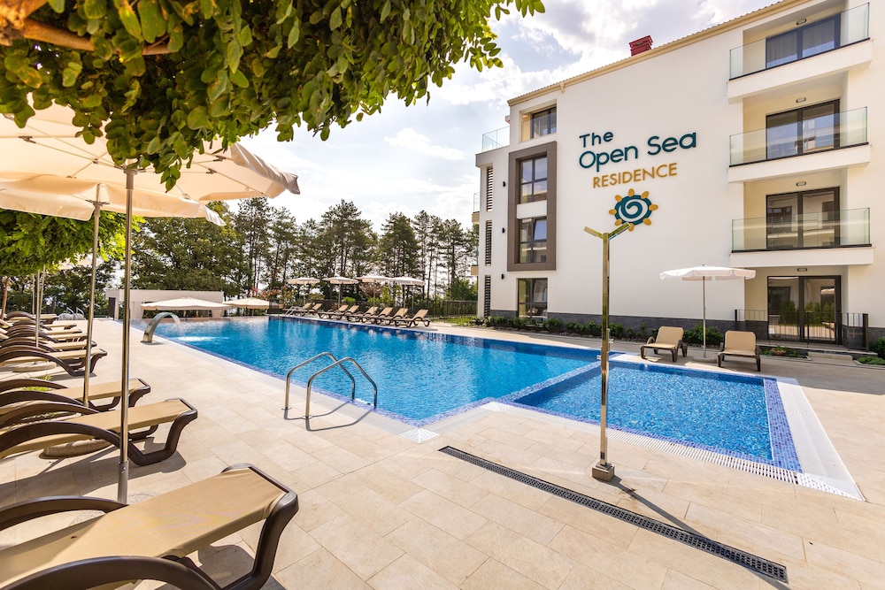 

Milano - Obzor - Open sea residence
