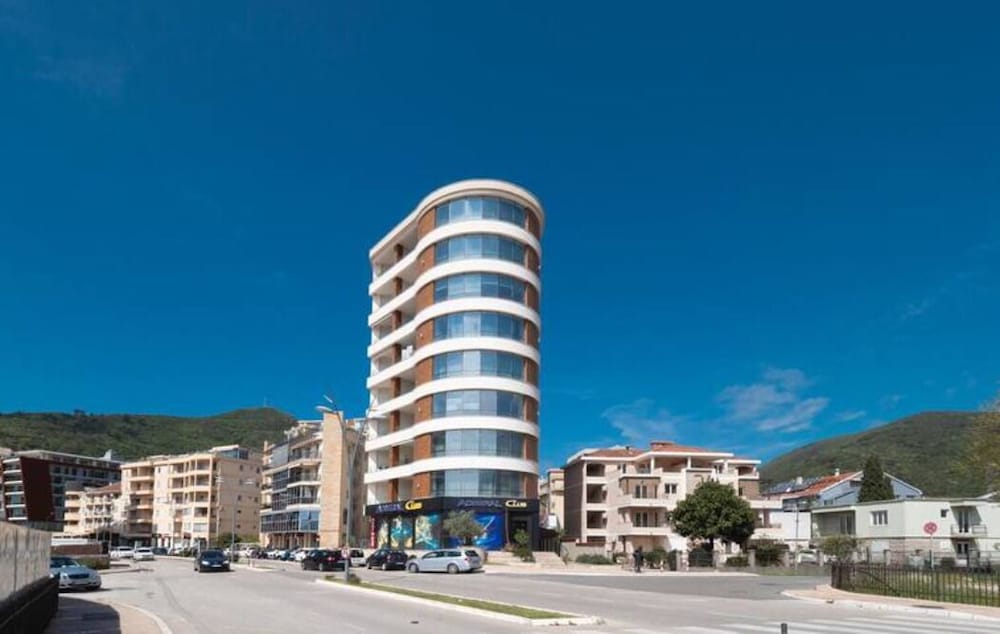 

Napoli - Costa Montenegro - Seaside Rest Apartments