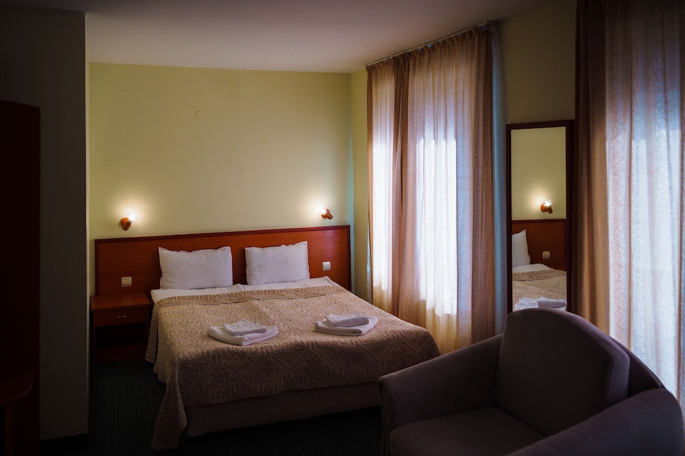 

Milano - Varna - Dionis Hotel