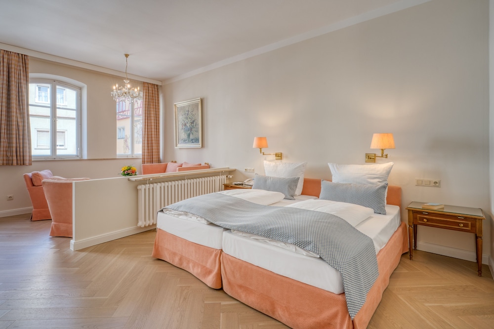 

Milano - Rothenburg ob der Tauber - Hotel Eisenhut