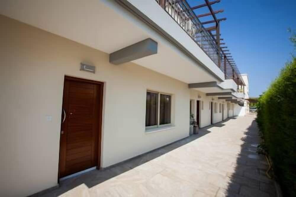 

Venezia - Paphos - Crystallo Apartments