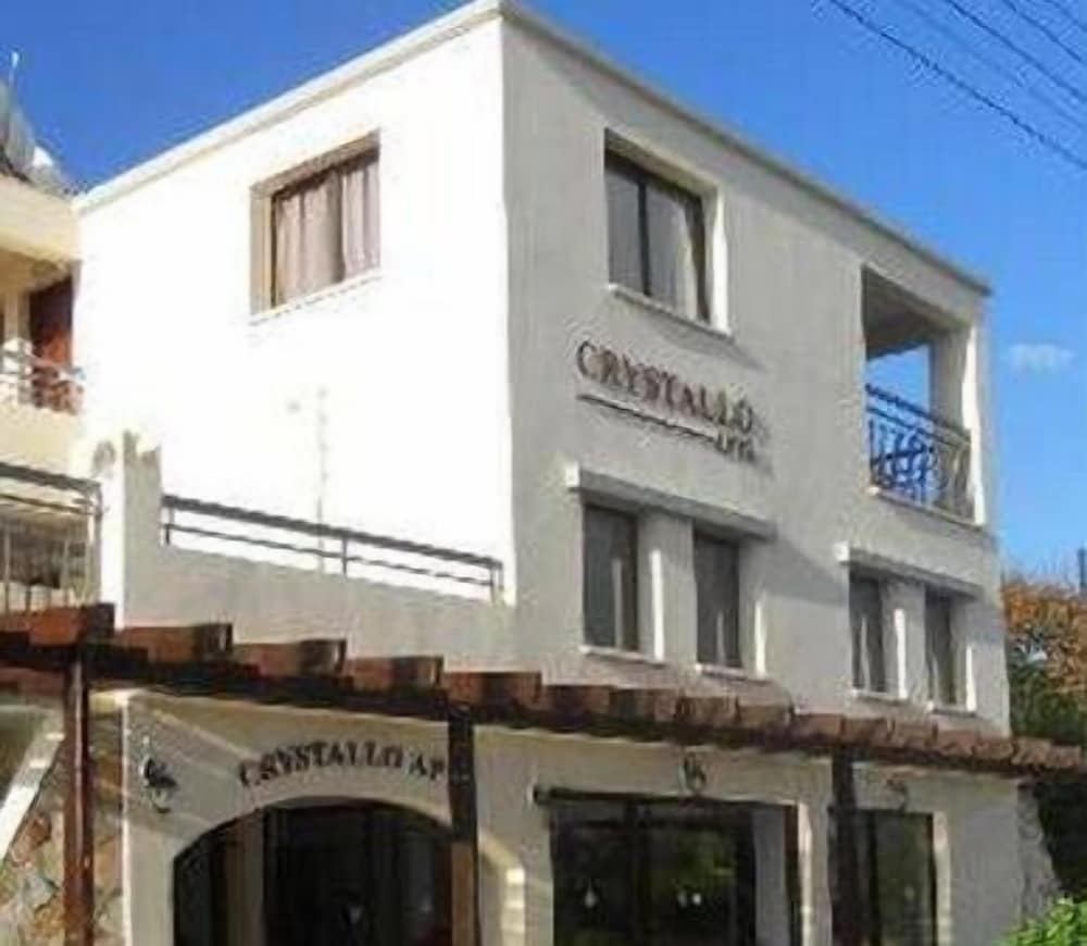 

Milano - Kissonerga - Crystallo Apartments