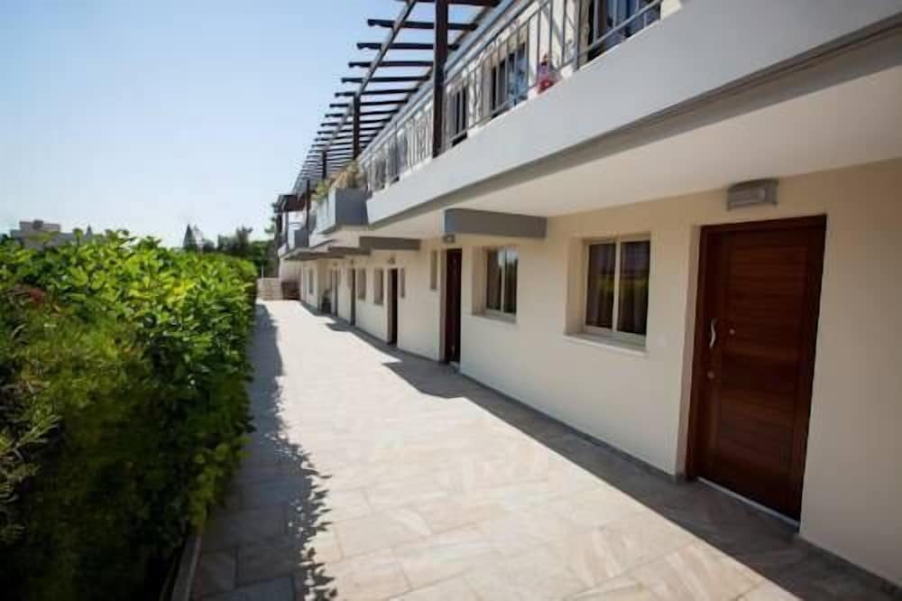 

Venezia - Paphos - Crystallo Apartments