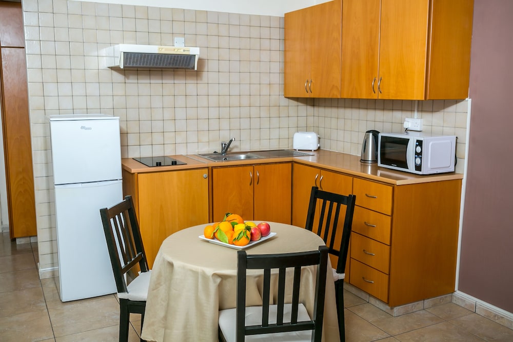 

Roma - Kissonerga - Crystallo Apartments