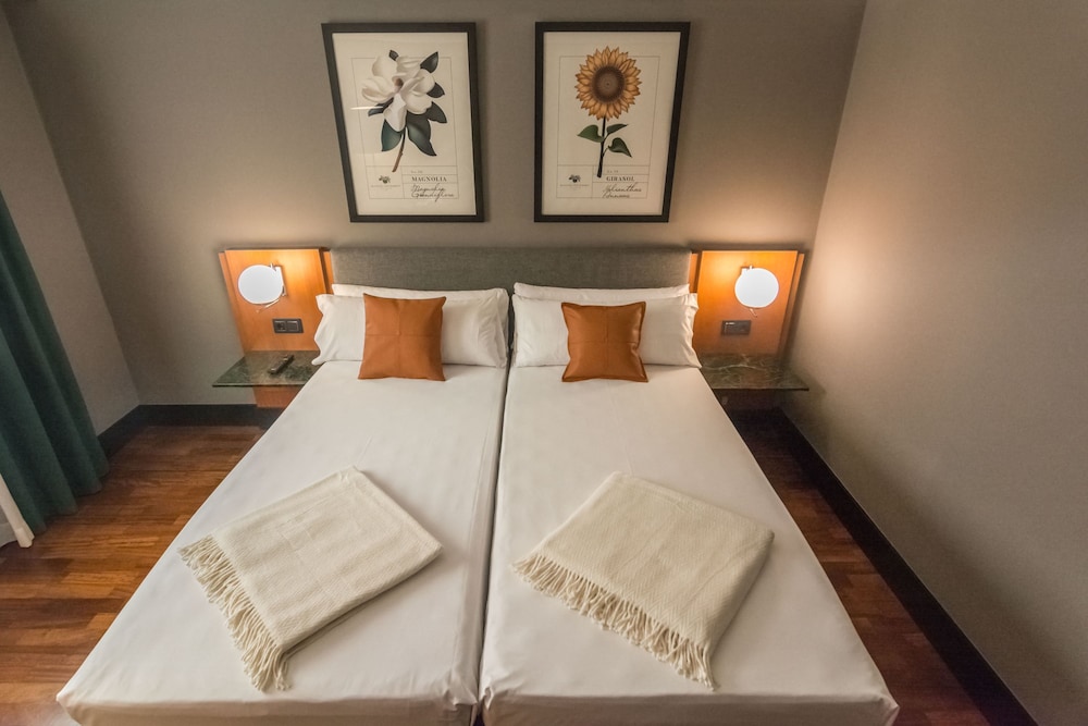 

Bologna - Valencia, Aeroporto Manises - Hotel Malcom and Barret