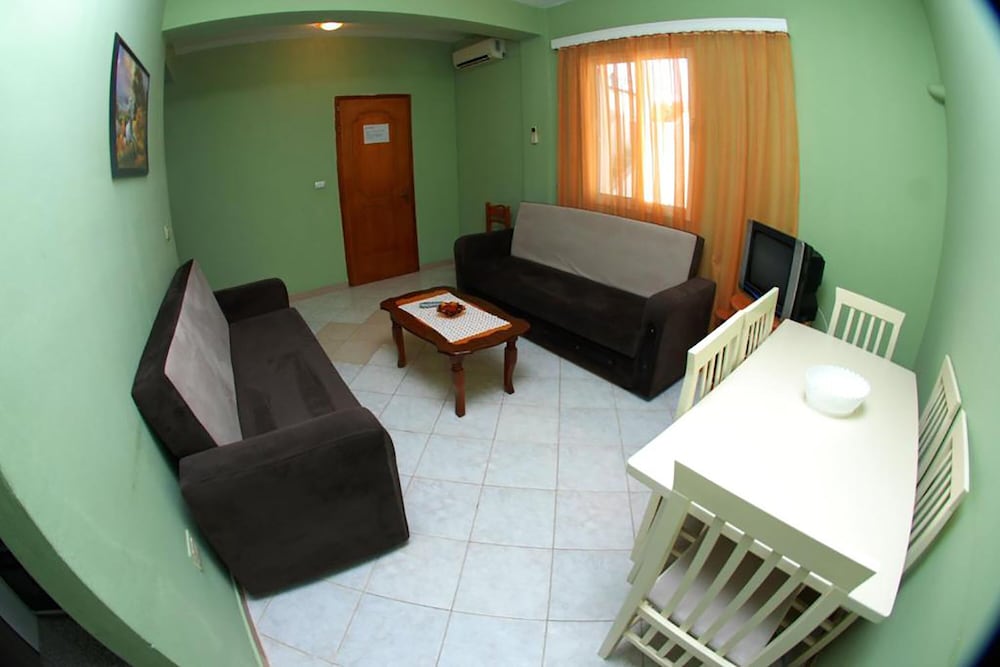 

Catania - Costa albanese - Hotel Vila Alvin & Apartments