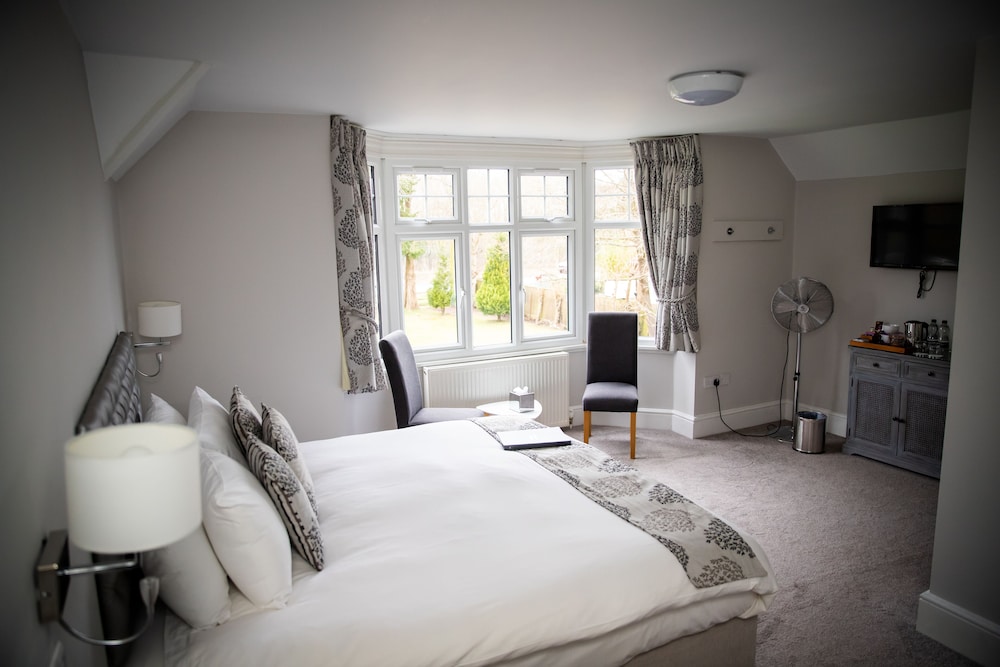 

Milano - Crawley - The Maple Manor Hotel