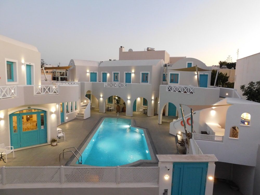 

Venezia - Santorini-Akrotiri - Nikolas Hotel