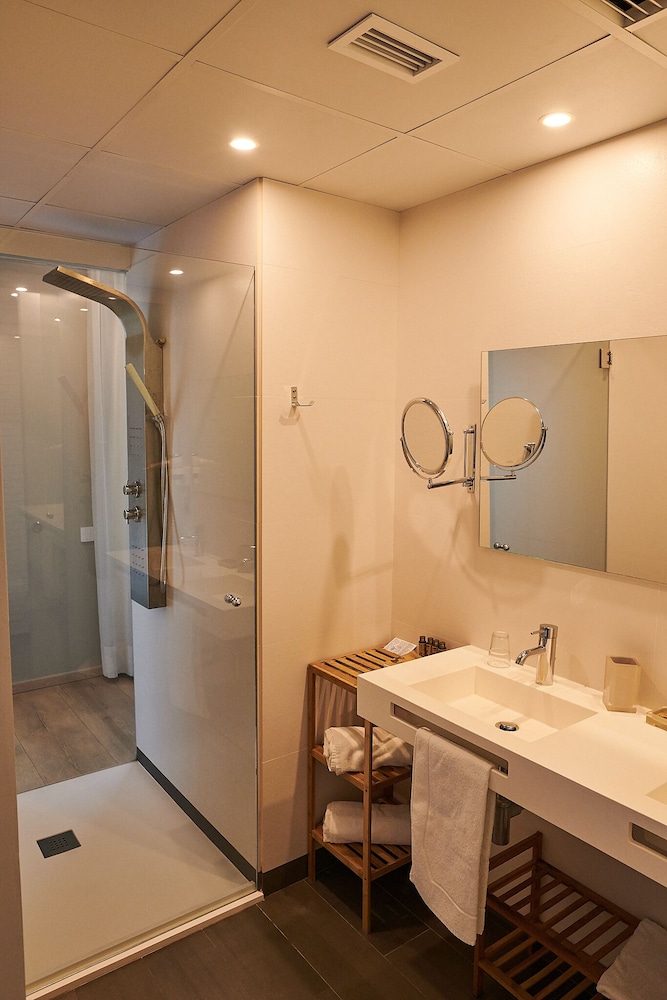 

Milano - Sant Carles de la Ràpita - Hotel L'Algadir del Delta