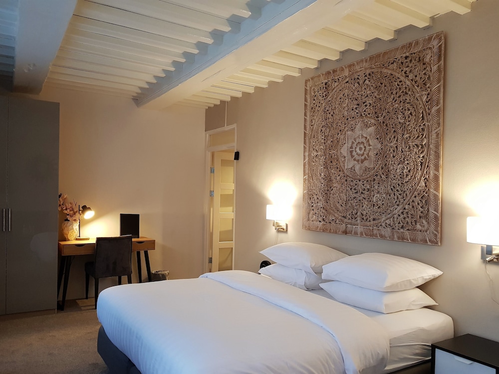 

Roma - L'Aia - Hotel Grand Canal