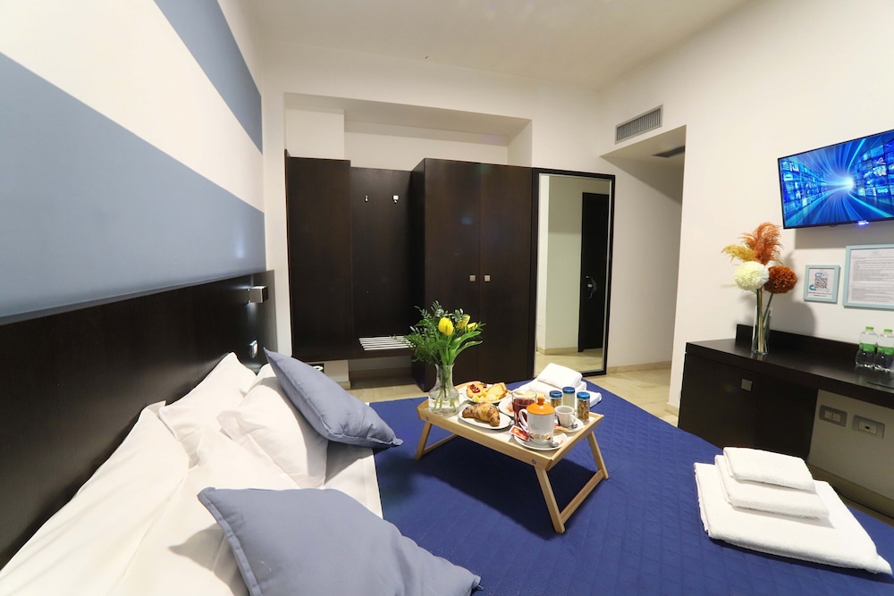 

Catania - Costa Marche, Mare Italia - Albergo Cantiani