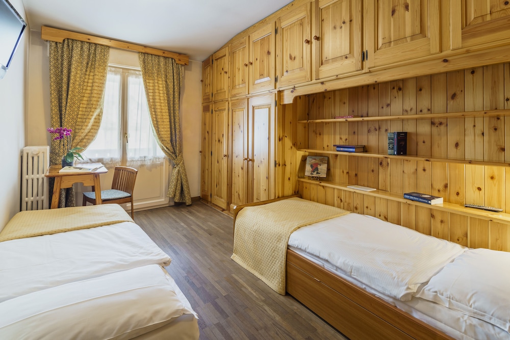 

Roma - Cortina d'Ampezzo - Hotel Aquila