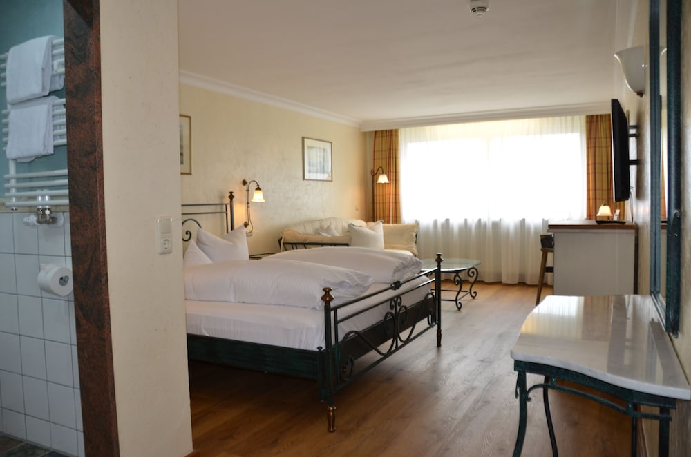

Roma - Aystetten - Ringhotel Alpenhof - Patchworkhotel