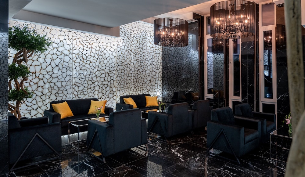 

Roma - Dortmund - Hotel Unique Pearl