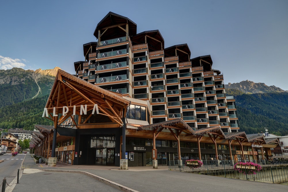 

Roma - Chamonix - Monte Bianco - Alpina Eclectic Hotel
