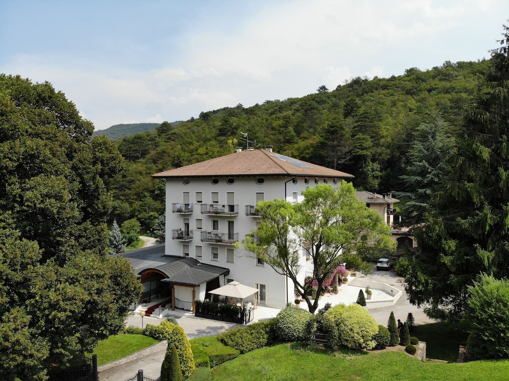 

Bari - Andalo - Hotel Lilla'