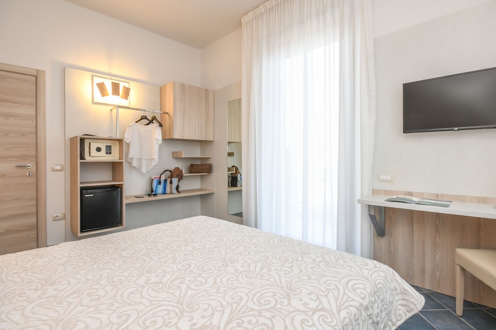 

Catania - Desenzano del Garda - Hotel Riel