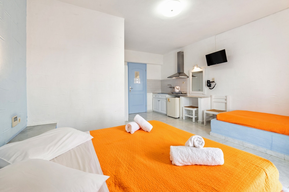 

Bologna - Pounda - Stratos Apartments & Studios