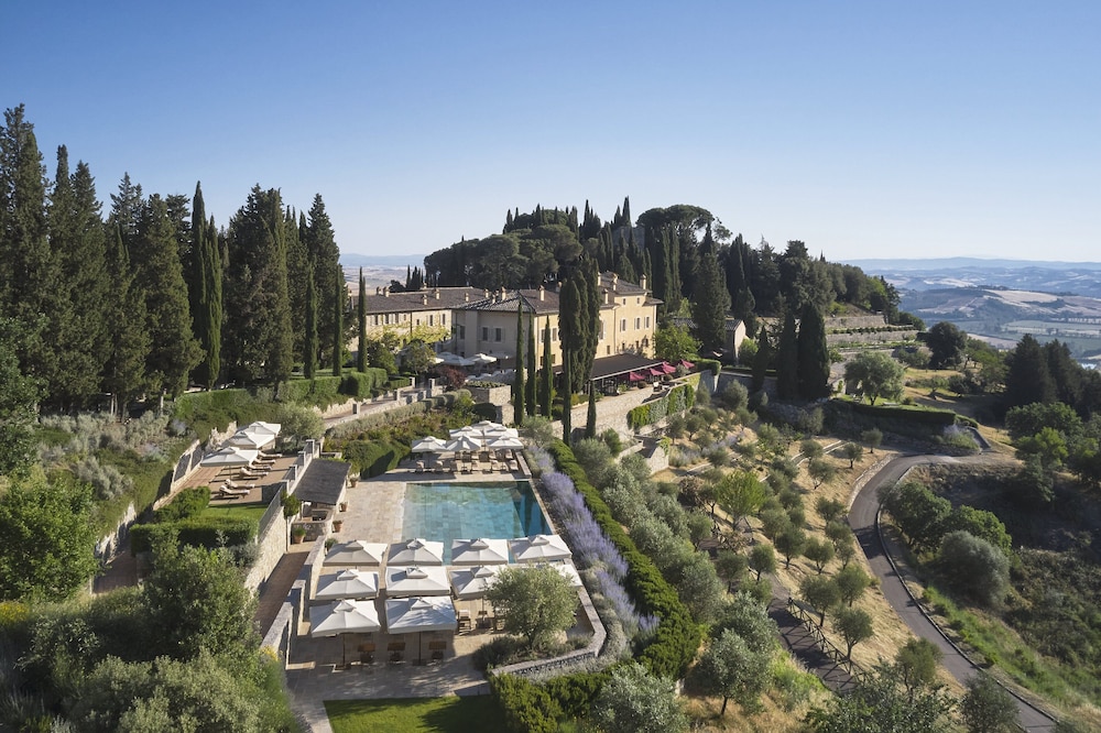 

Roma - Petriolo Terme - Rosewood Castiglion del Bosco