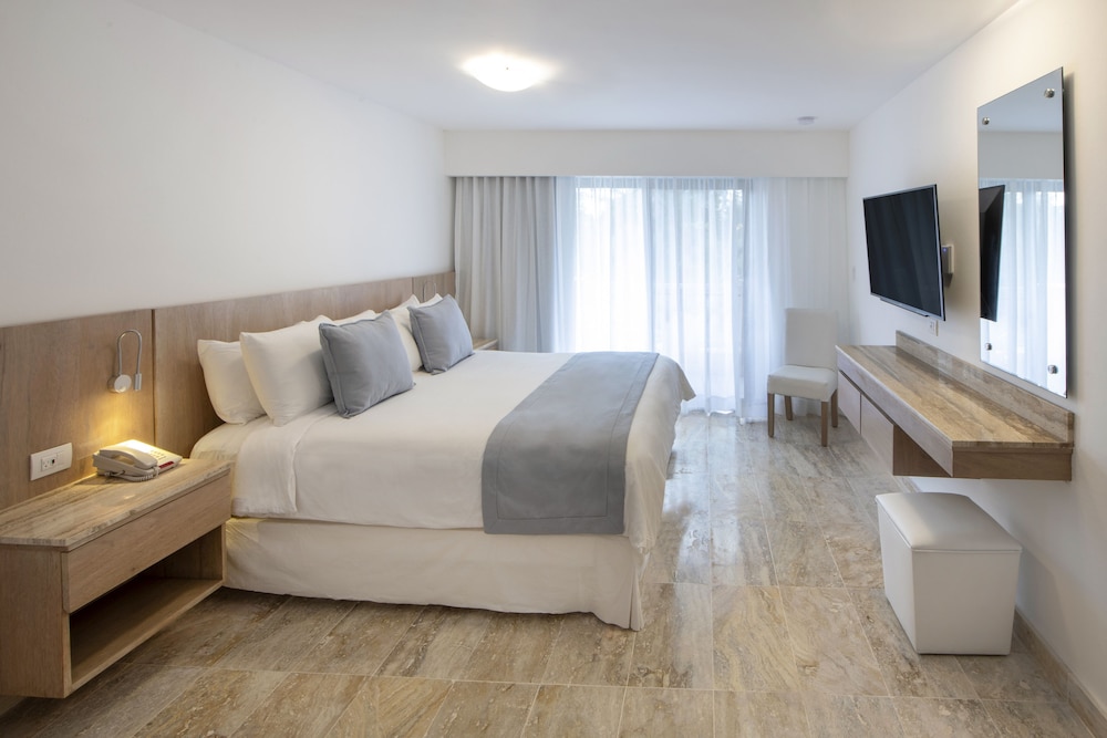 

Torino - Bayahibe - Viva Dominicus Palace by Wyndham, A Trademark All Inclusive