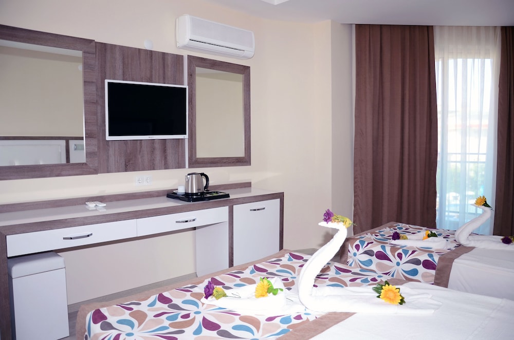 

Milano - Mahmutlar - Acar Hotel