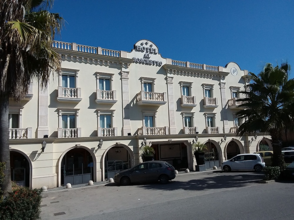 

Bari - Castel Volturno - Al Boschetto