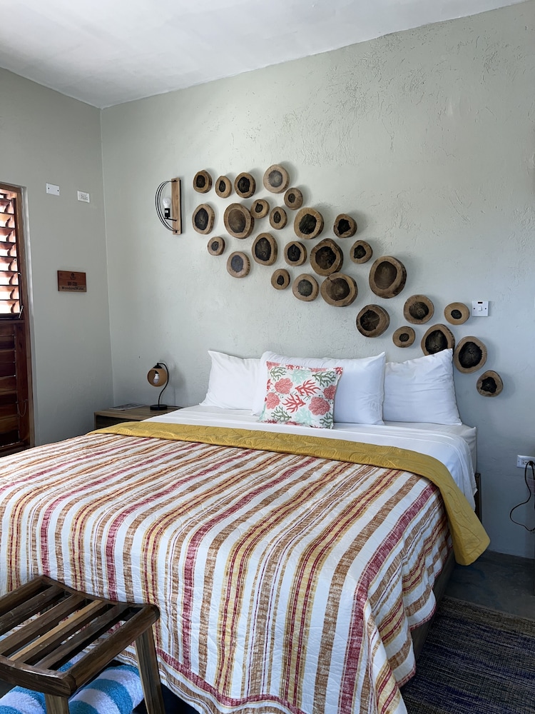 

Roma - Treasure Beach - Bramble Beach Villa