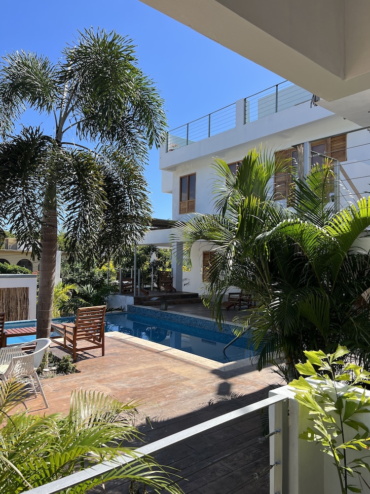 

Roma - Treasure Beach - Bramble Beach Villa