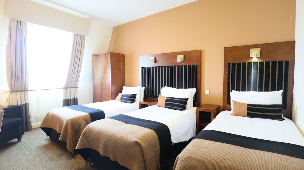 

Bari - Inverness - Columba Hotel Inverness by Compass Hospitality