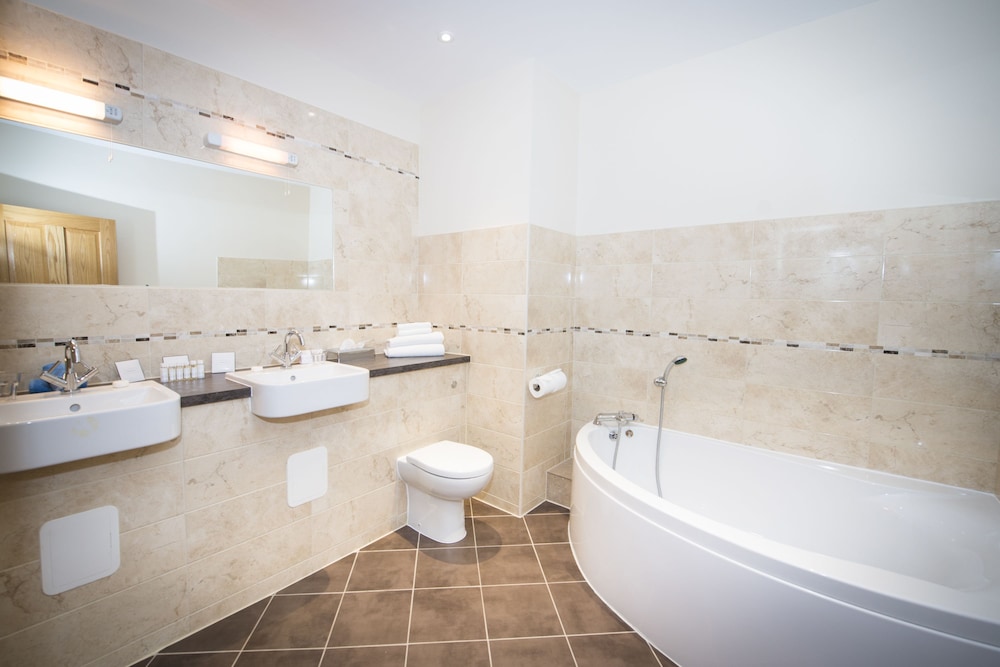 

Venezia - Inverness - Columba Hotel Inverness by Compass Hospitality