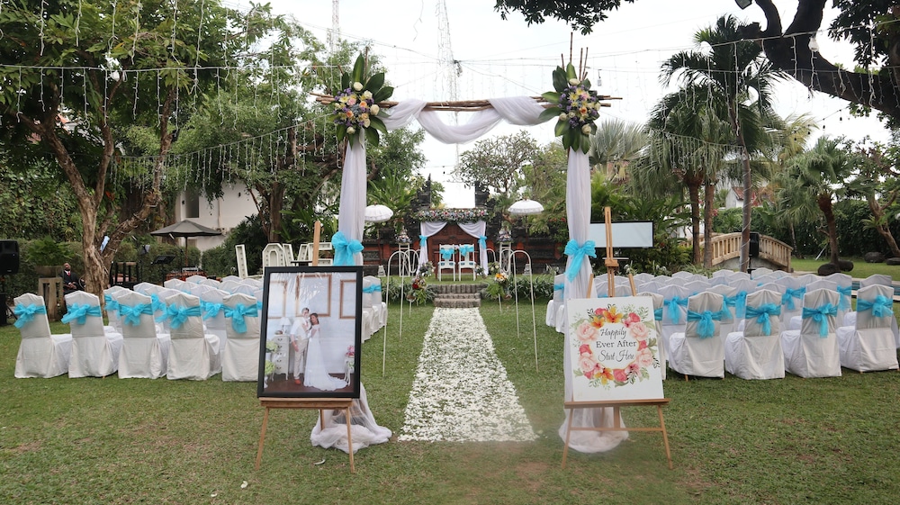 

Milano - Ketewel - The Cakra Hotel