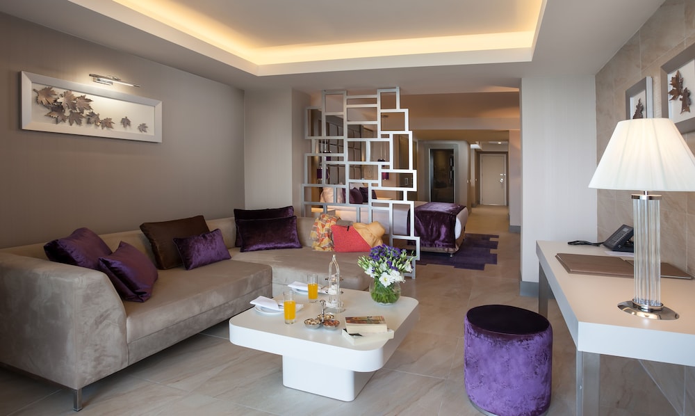 

Milano - Beldibi - TUI Magic Life Rixos Beldibi - Adult Only