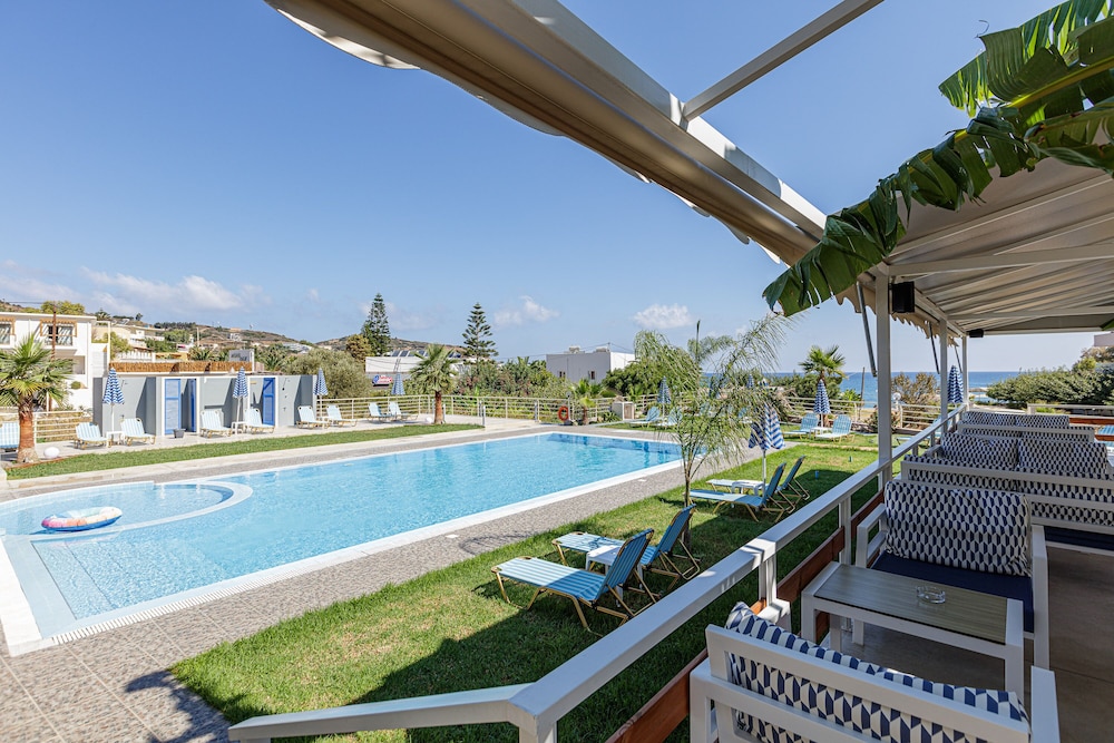 

Milano - Almirída - Gorgona Hotel