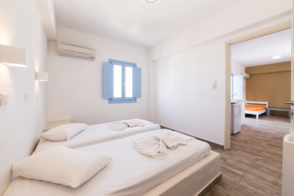 

Roma - Pounda - Stratos Apartments & Studios