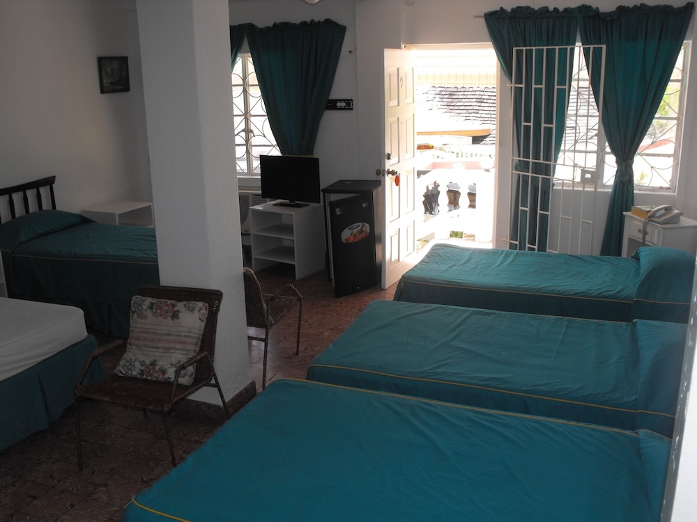 

Bologna - Montego Bay - Verney House Resort