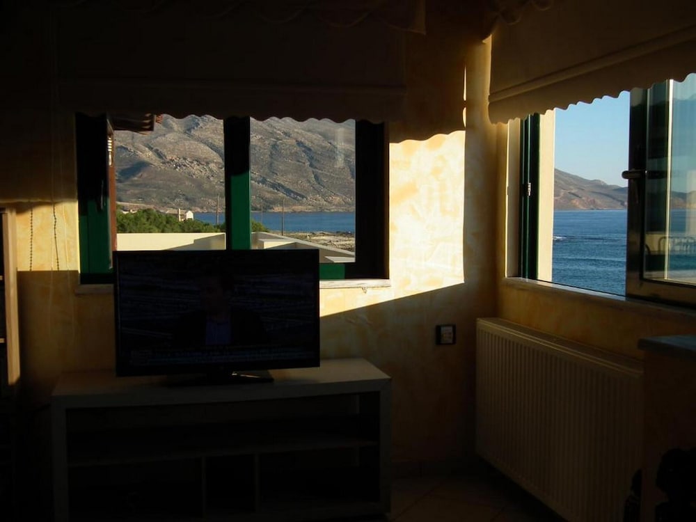 

Napoli - Kissamos - Gramvoussa Bay