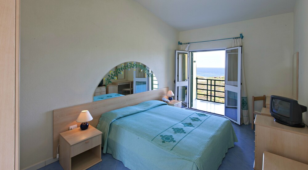 

Pisa - Olbia - Hotel Baia Aranzos