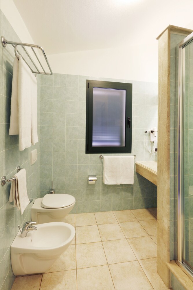 

Roma - Olbia - Hotel Baia Aranzos