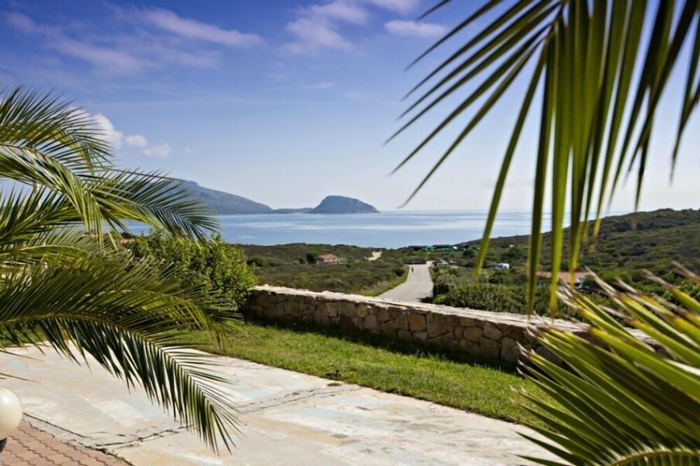

Pisa - Olbia - Hotel Baia Aranzos