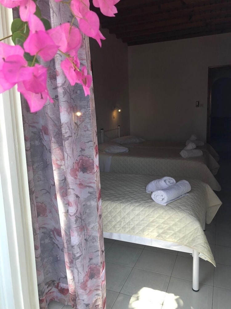 

Napoli - Agios Sostis Mykonos - Anemos Studios & Apartments