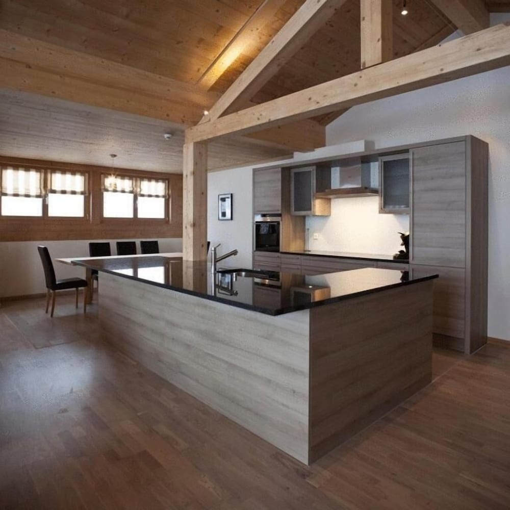 

Napoli - Champéry - Helvetia hotel