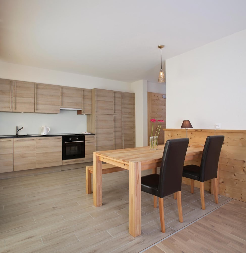 

Napoli - Champéry - Helvetia hotel