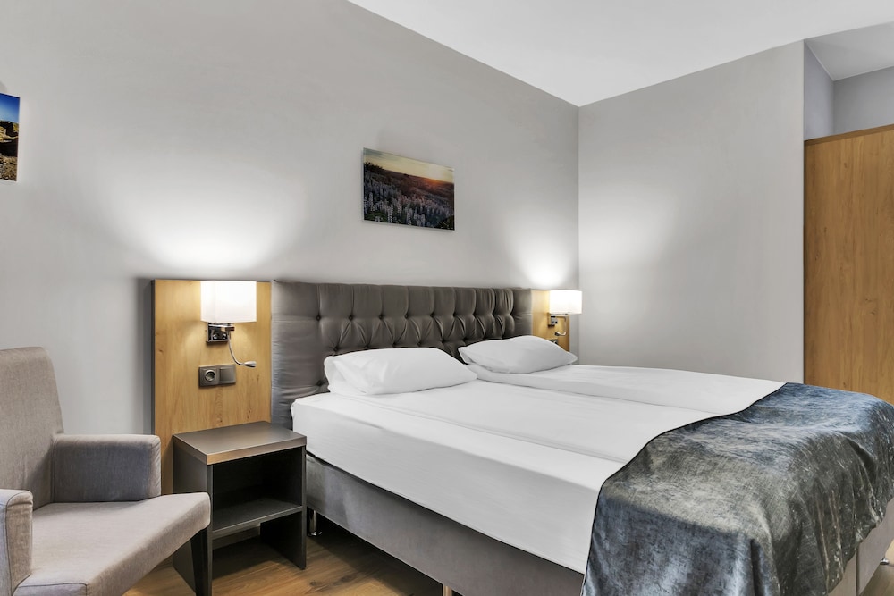 

Torino - Reykjavik, Aeroporto di Keflavík - Aurora Hotel at Reykjavik-Keflavik Airport Terminal KEF