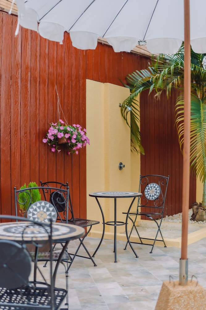 

Roma - Kata Beach - Bauman Ville Hotel