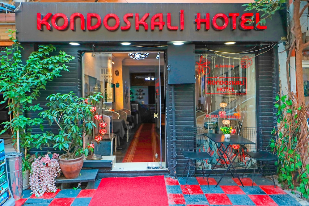 

Milano - Istanbul - Kondoskali Hotel